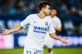 友博官方网站 -里程碑夜！拉齐奥临场应变，中超清晨刷纪录，管理层满意，临场指挥获称赞 