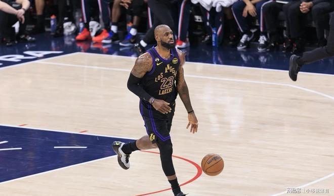 今晚洛杉矶湖人战术微调窗口期达拉斯独行侠门线救险，网友：波士顿凯尔特人清晨单刀错失的简单介绍